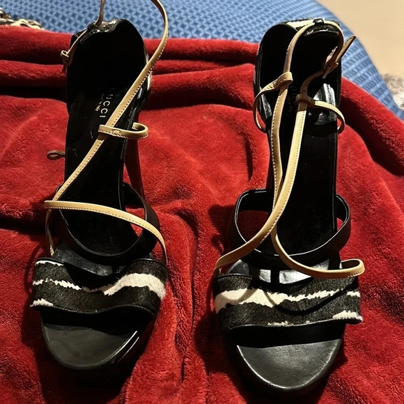 Gucci Pony hair printed stilettos  heels sandals Sz 10 - Picture 11 of 17